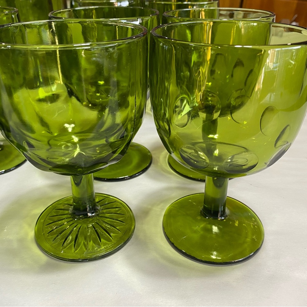 Vintage 60s avocado green Bartlett Collins thumbprint goblets (set of 4)